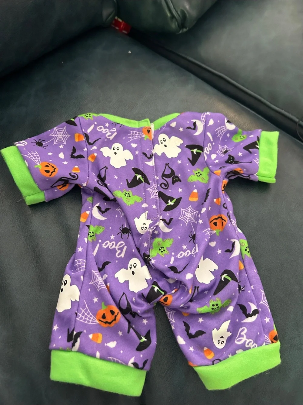 Build-A-Bear comes accessories